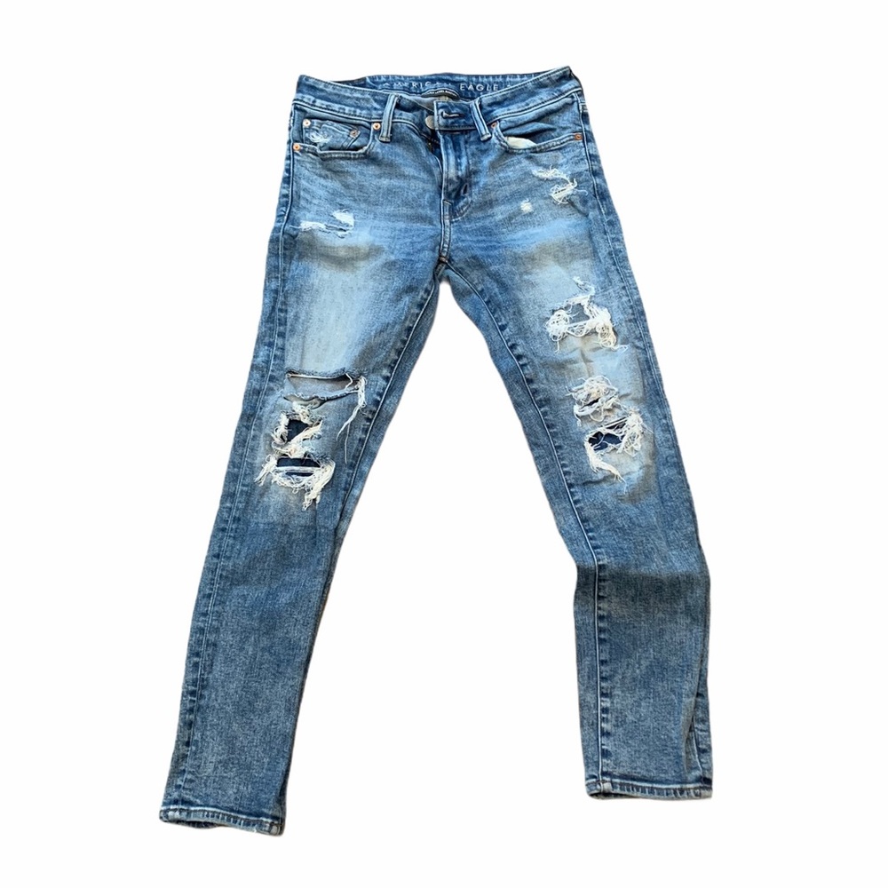 💜American Eagle Next Level Distressed Jean